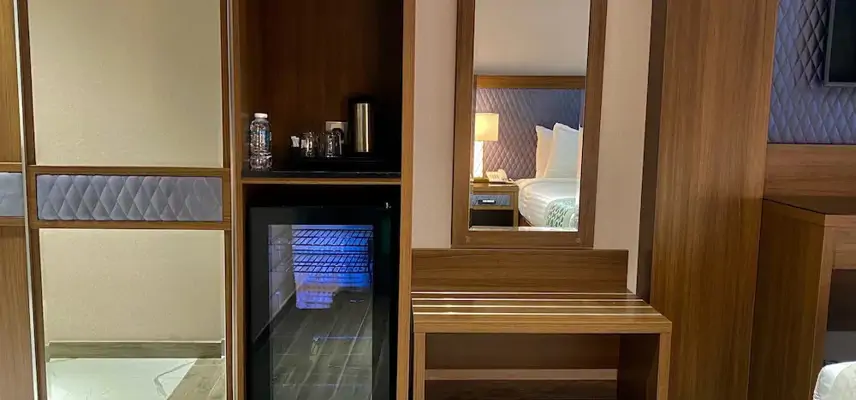 Violet Al Shisha Hotel image