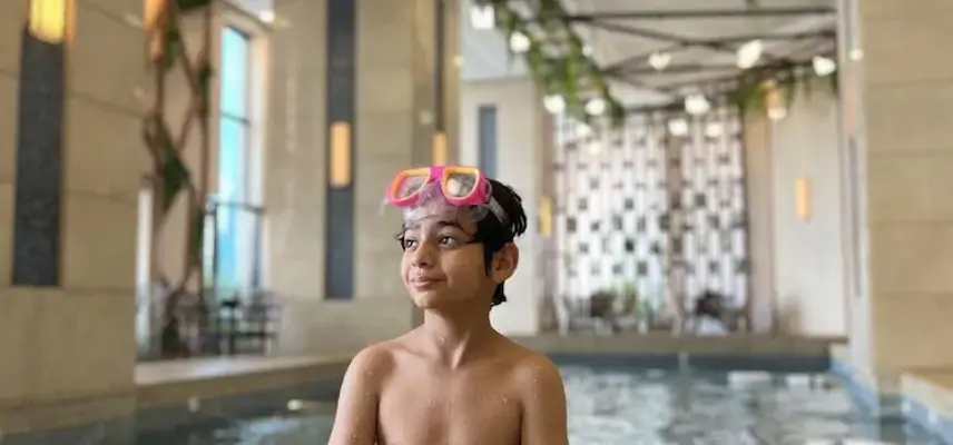 Violet Hotel image