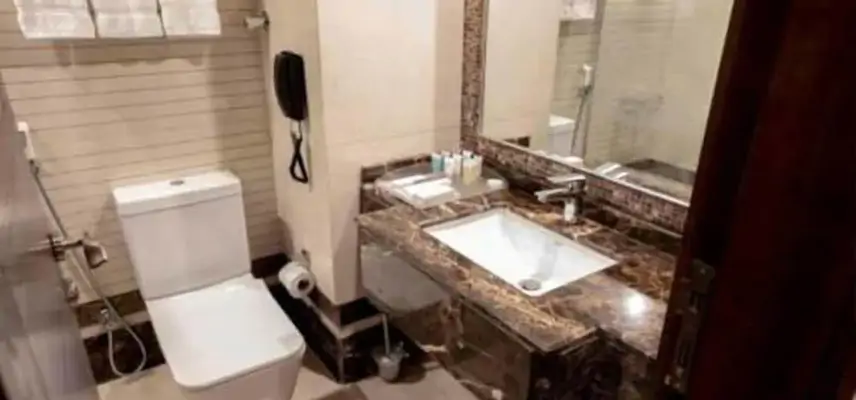 Violet Hotel image