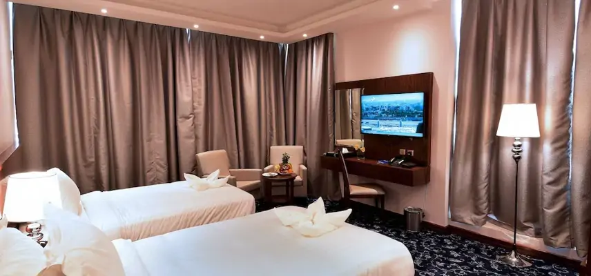 Zaha Al Munawara Hotel image