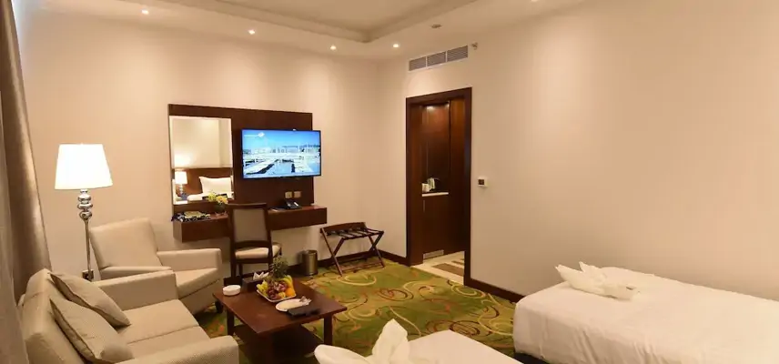 Zaha Al Munawara Hotel image