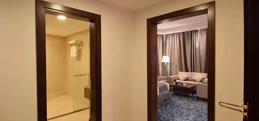 Zaha Al Munawara Hotel image