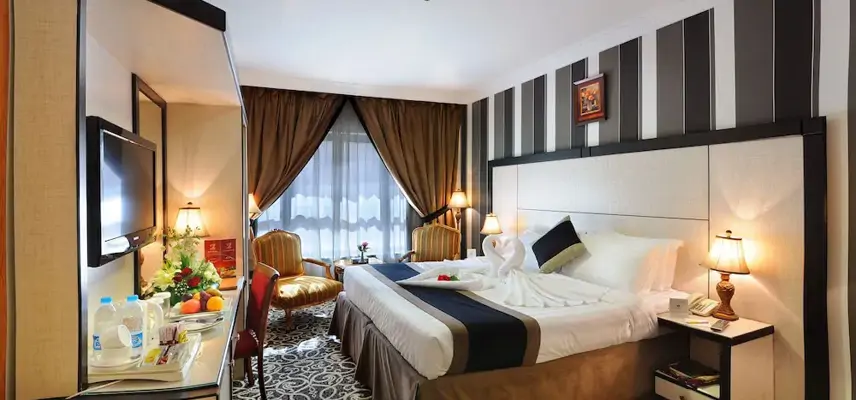 Zowar International Hotel image