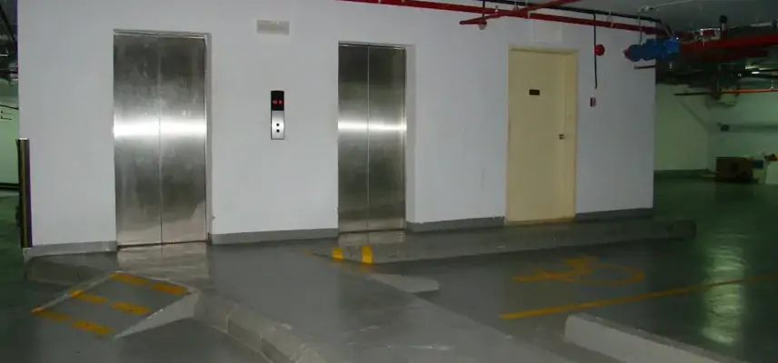 Zowar International Hotel image