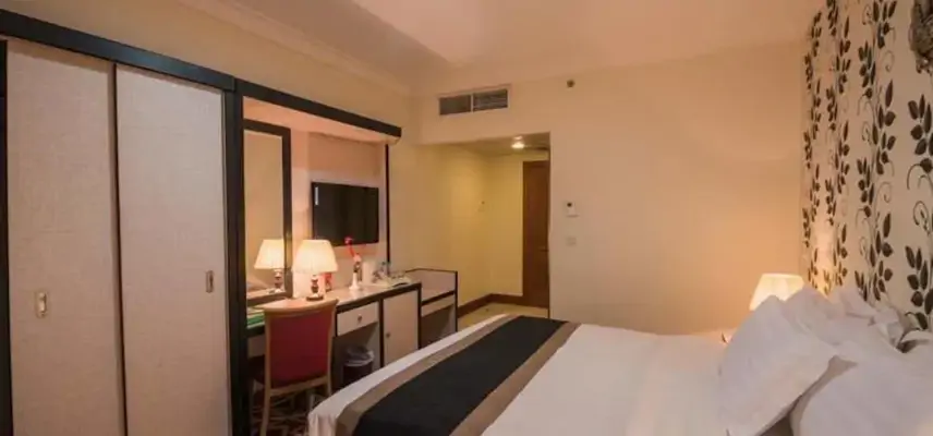 Zowar International Hotel image