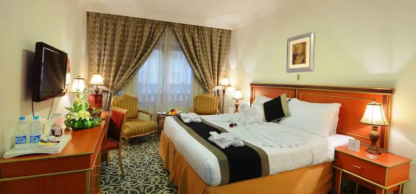 Zowar International Hotel image