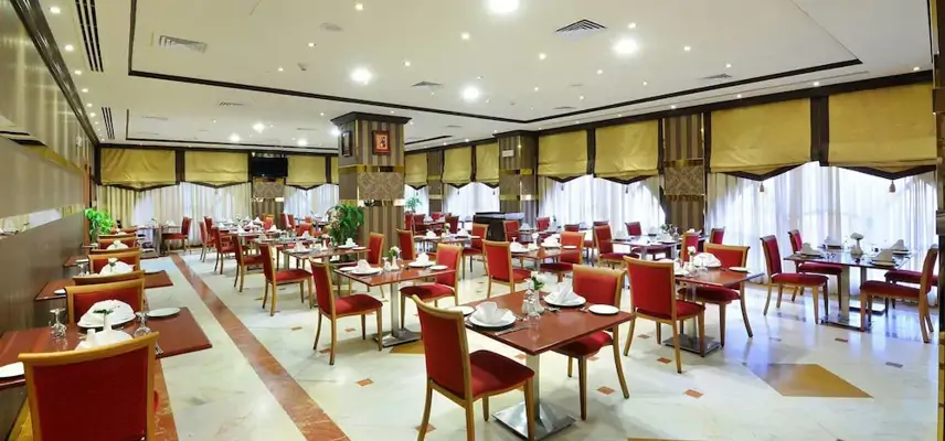 Zowar International Hotel image